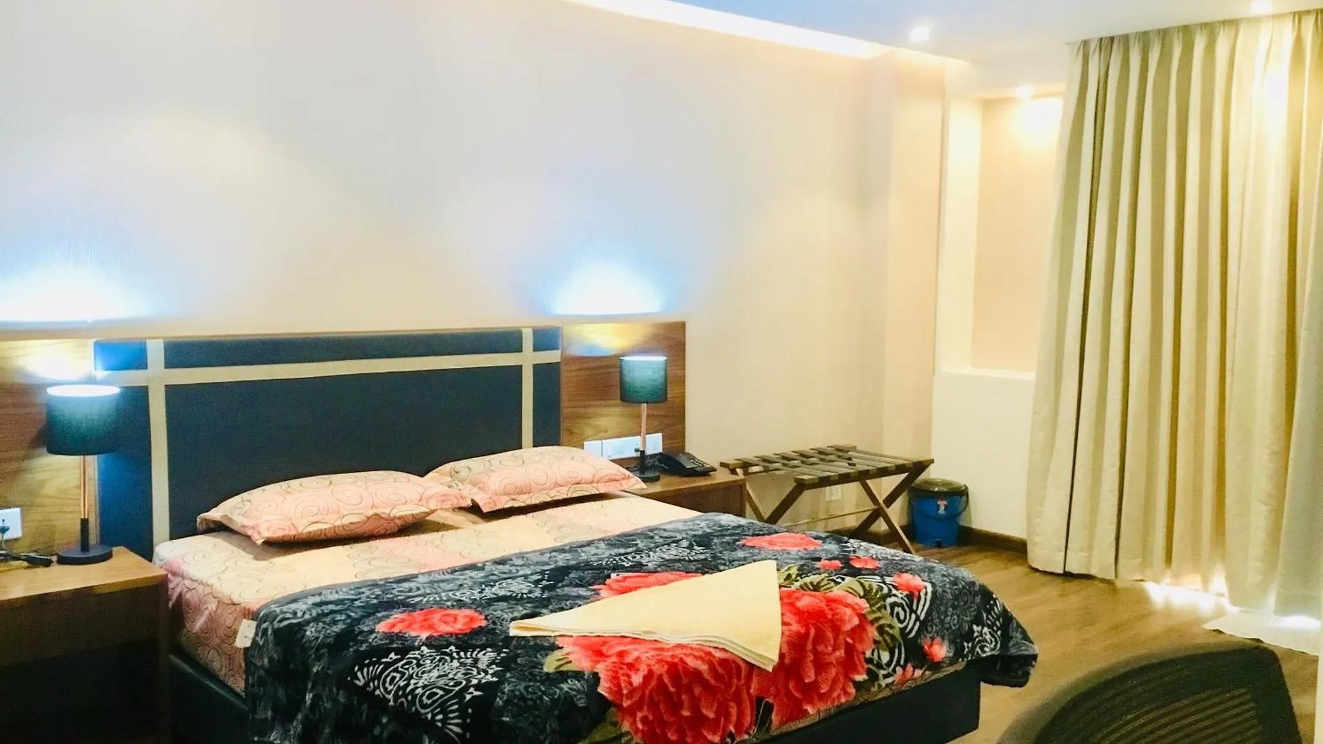 Lägenhet Dreamial Element One Studio @ Sector 47 Gurgaon