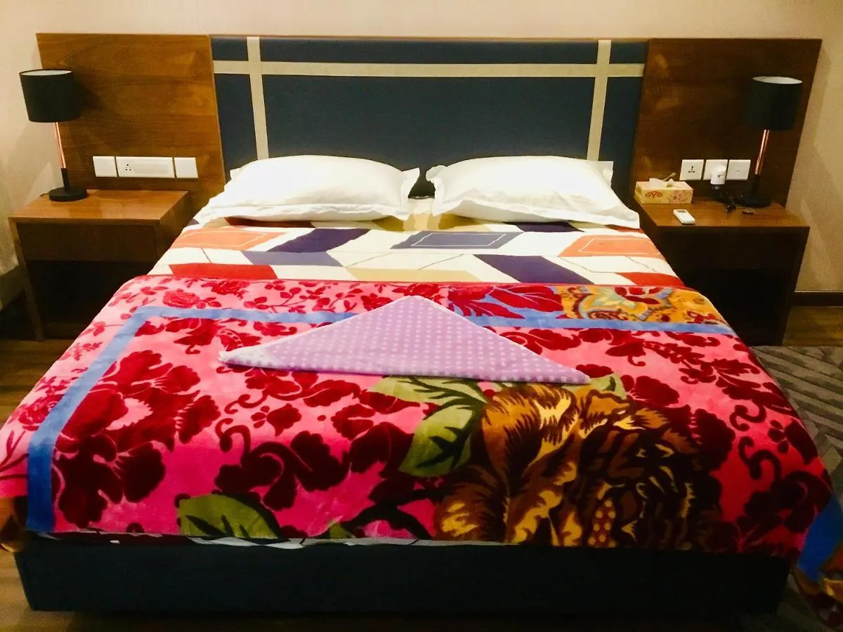 Lägenhet Dreamial Element One Studio @ Sector 47 Gurgaon